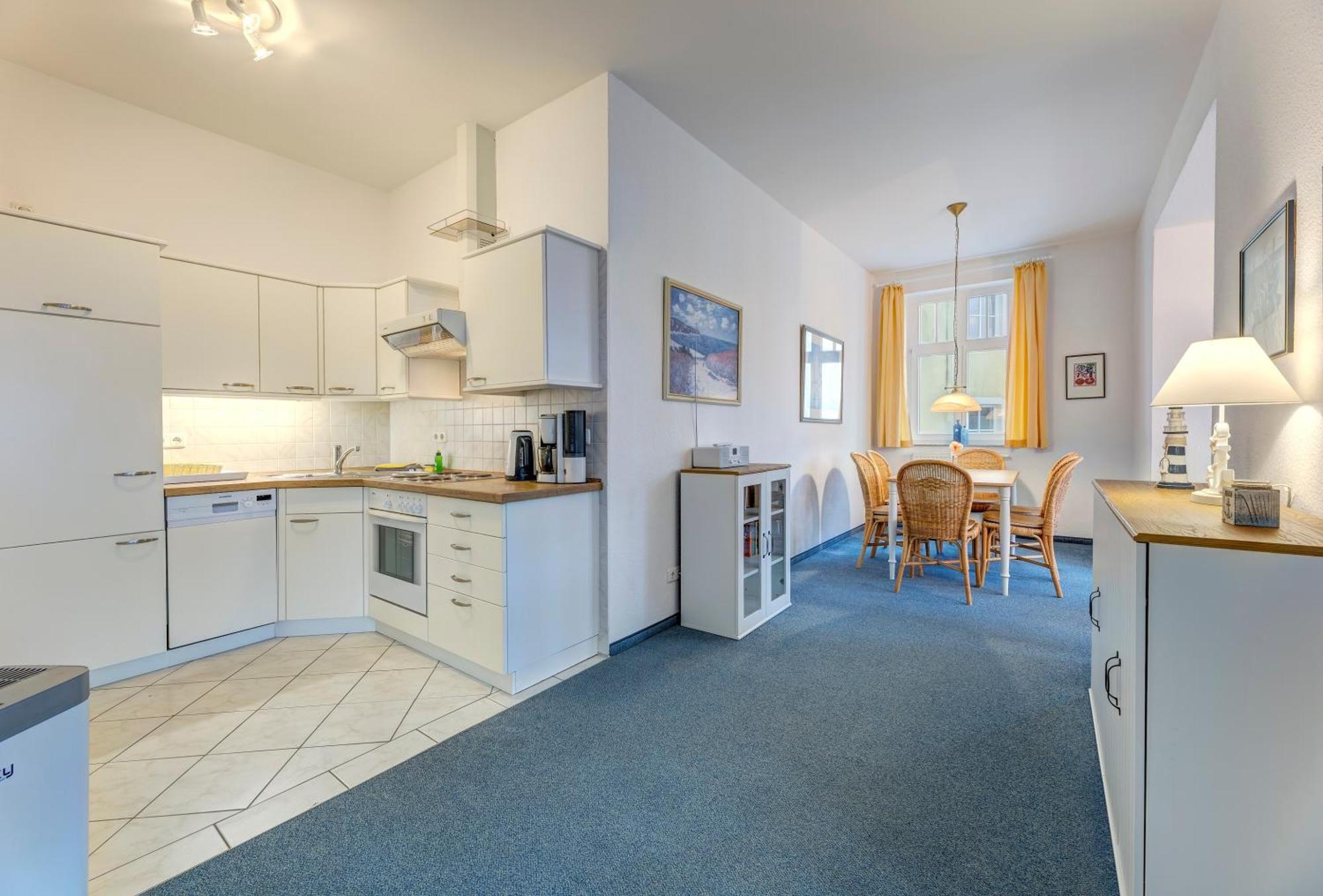 Haus Seeblick Garni & Aparthotel Zinnowitz